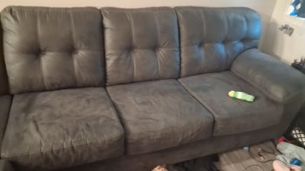 sofa need to be gone today