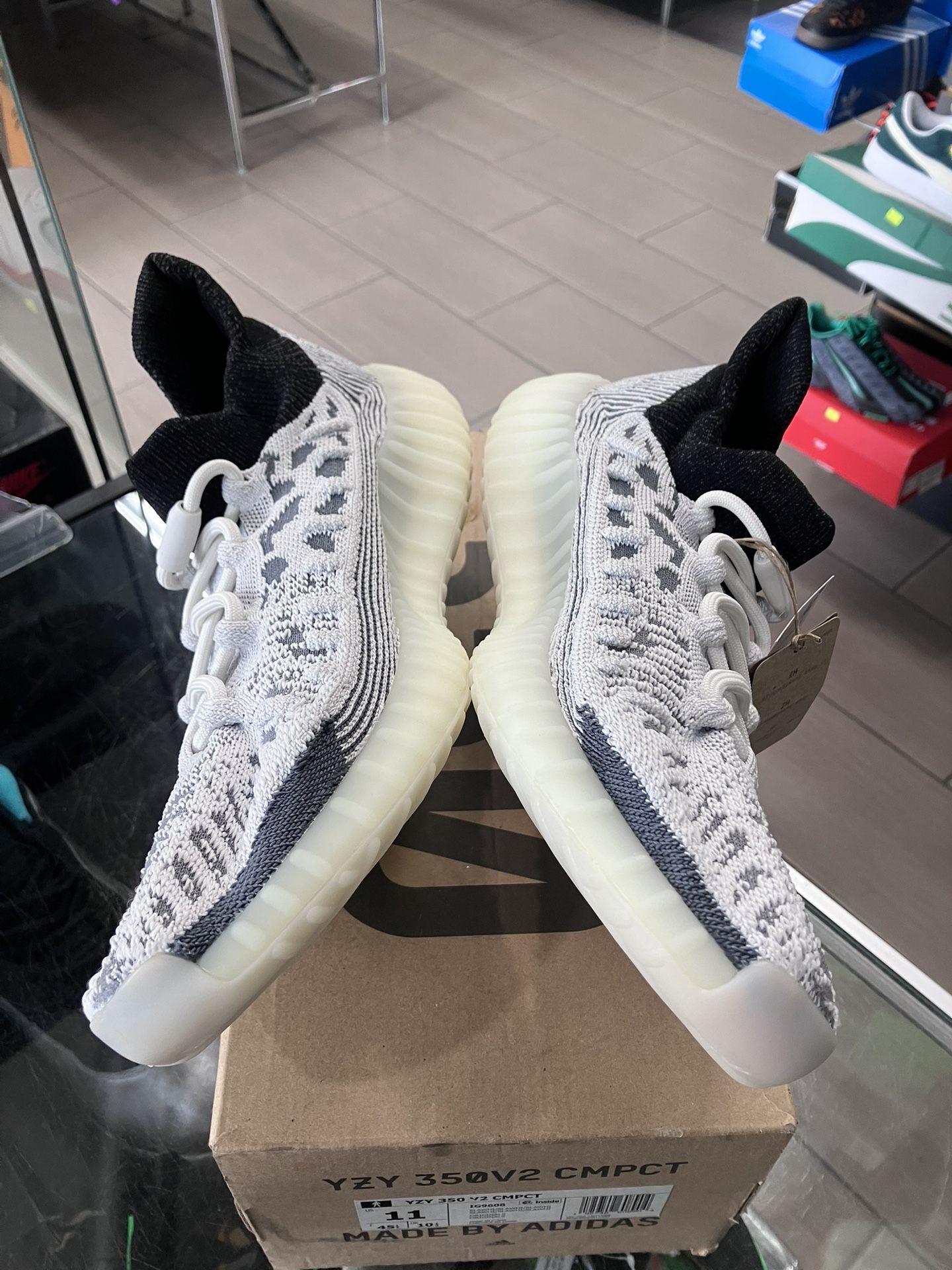Adidas Yeezy 350 V2 CMPCT Slate Panda main image 3