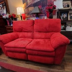 Reclining Loveseat 