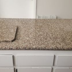 Kitchen Island With Granite Countertop 
