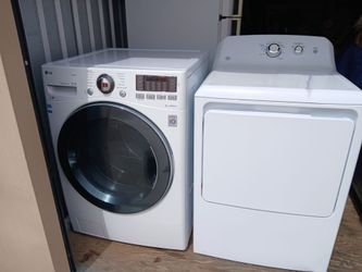 Washer and gas dryer