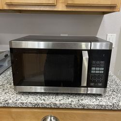 Microwave/ Countertop 