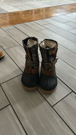 Snow Boots, Boy, Big Kid, Size 3.