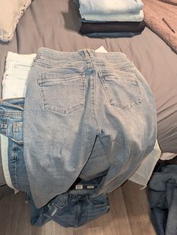 WOMENS DESIGNER JEANS AT GREAT PRICES 