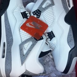 WHITE CEMENT JORDAN 4
