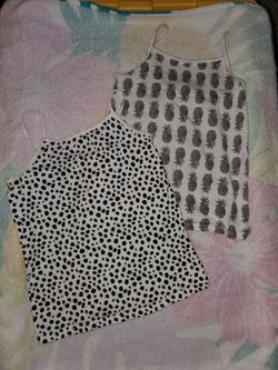 Set of girl's size 5T Old Navy tanks
