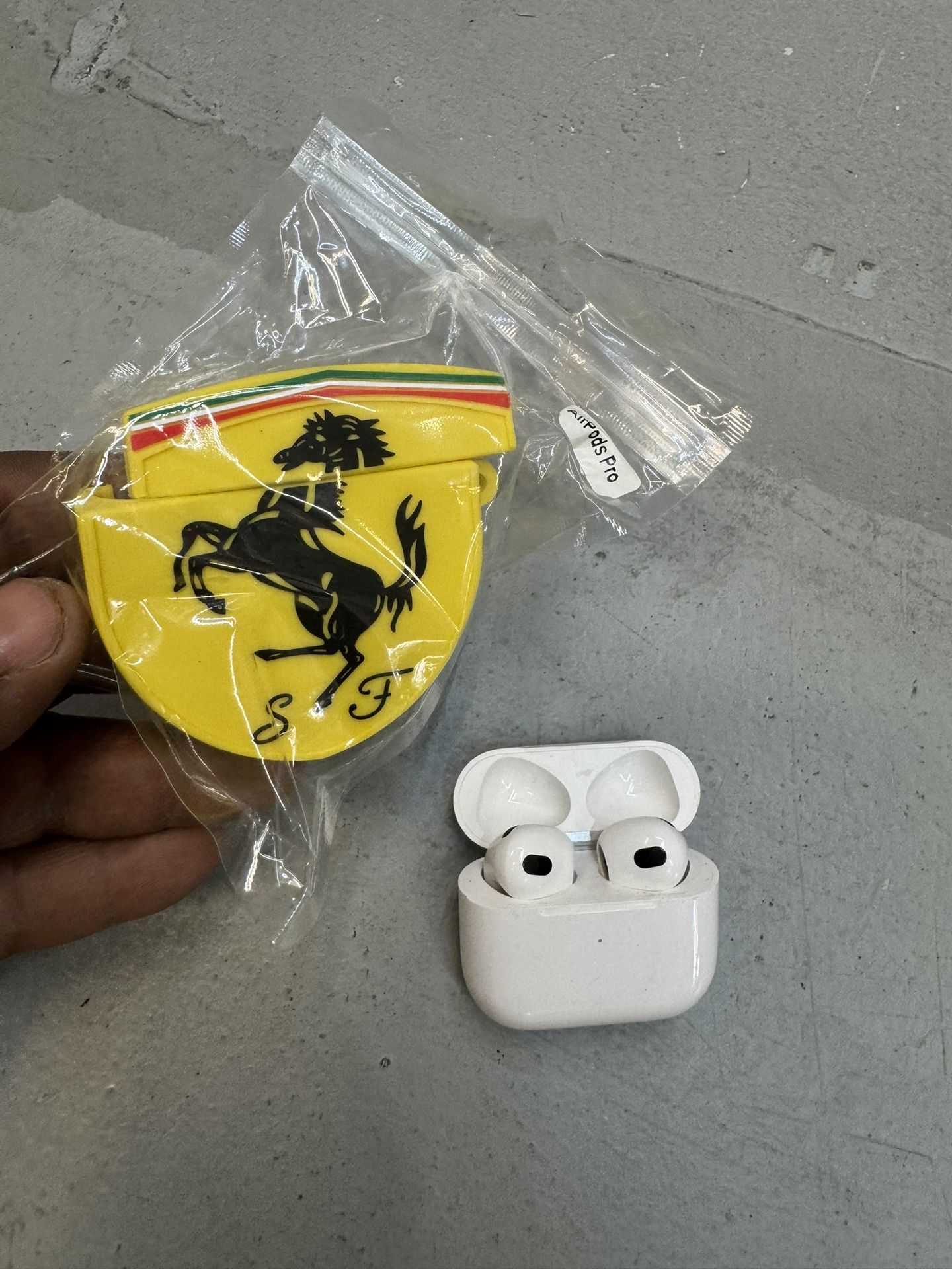 Air Pod 3  With Case 