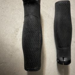 SRAM Specialized Tektro Rims Brakes Shifter