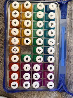 Cutting Edge Paper Punch Set with Carrying Case