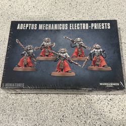 Warhammer 40k - ADEPTUS MECHANICUS ELECTRO-PRIESTS - NIB