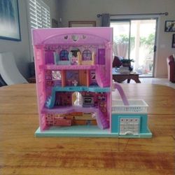 Polly Pocket Playhouse 2021