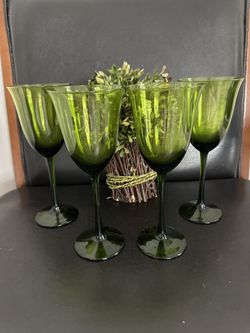 MCM Crystal Avacodo Stemmed Wine Glass Set 4.