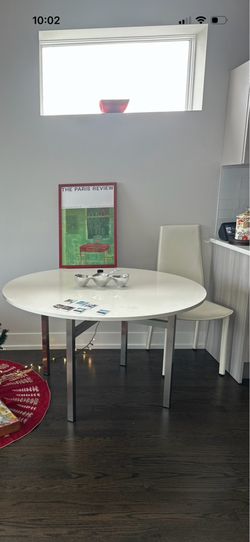 Room and Board table