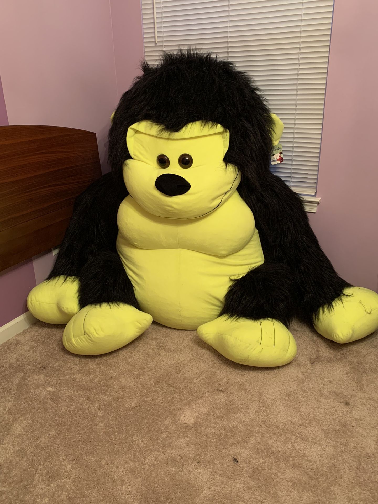 Awesome Stuffed Giant Gorilla! Best Offer!
