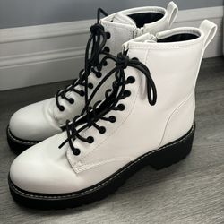 White Platform 8 1/2 Boots