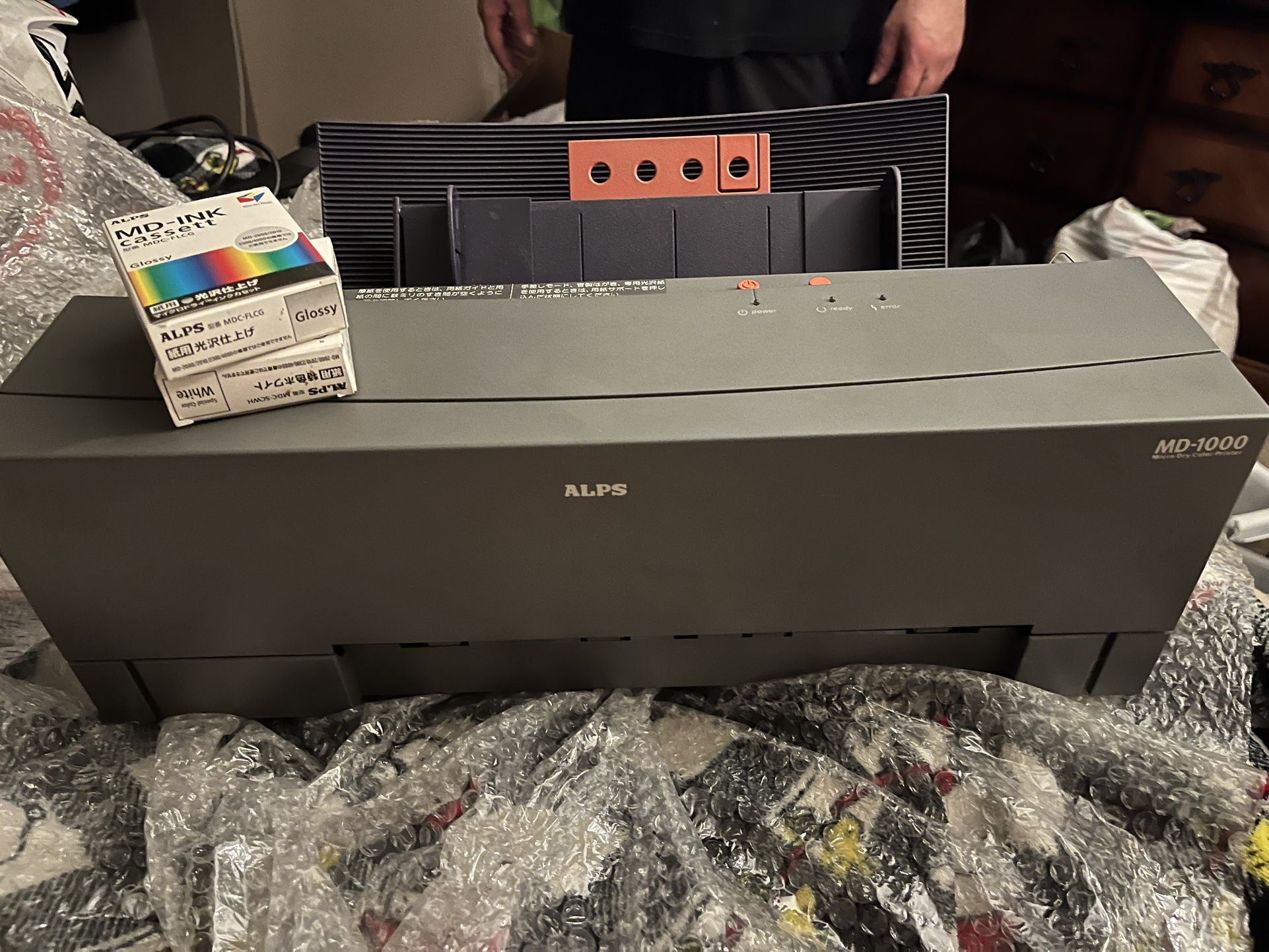 Alps MD 1000 Micro Dry Color Printer