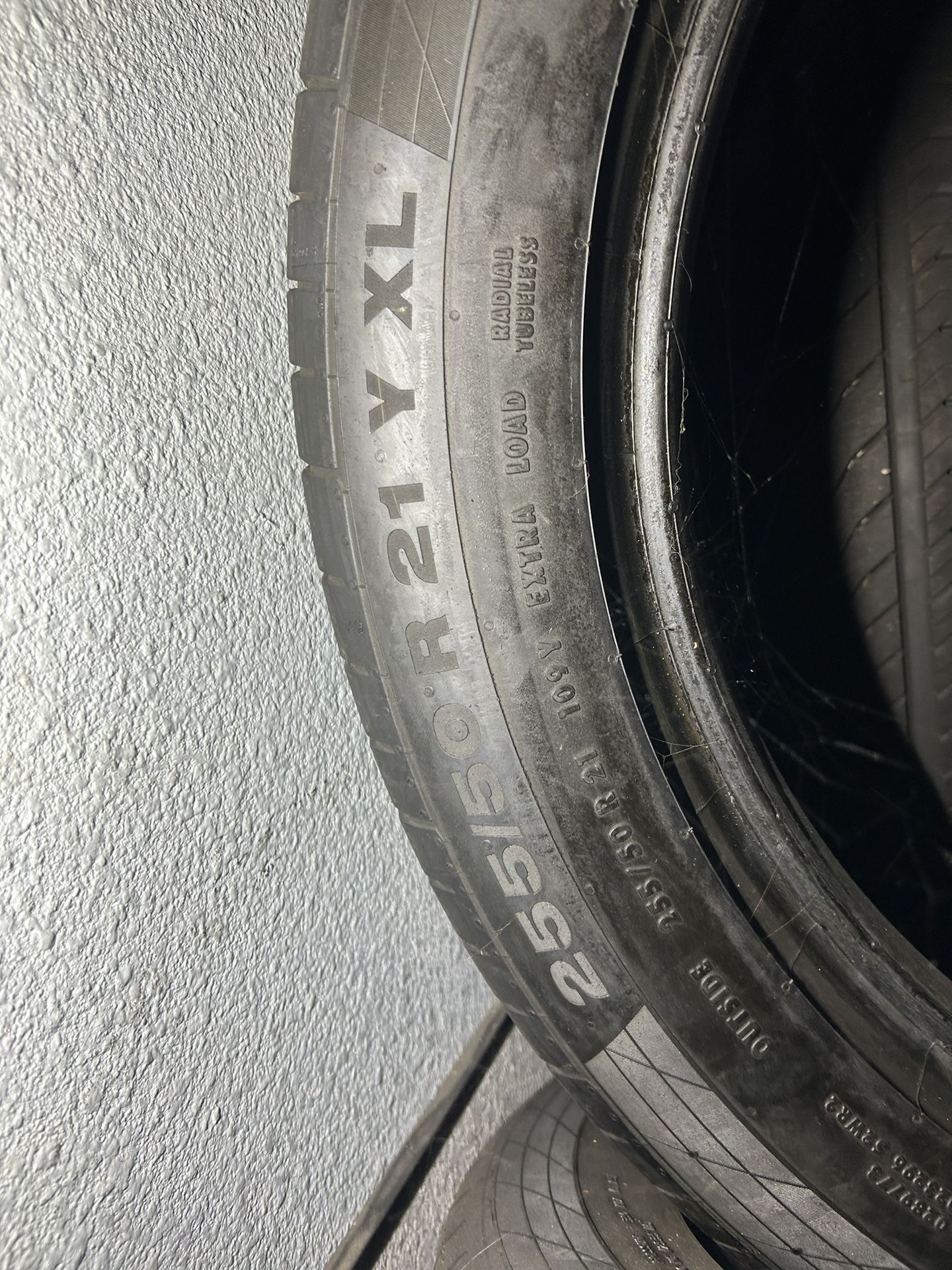 Cu84 X R21 Tires Continental 2 X 285 45 R21 Yxl 2x 255 50 R21 Yxl for Sale in San ...