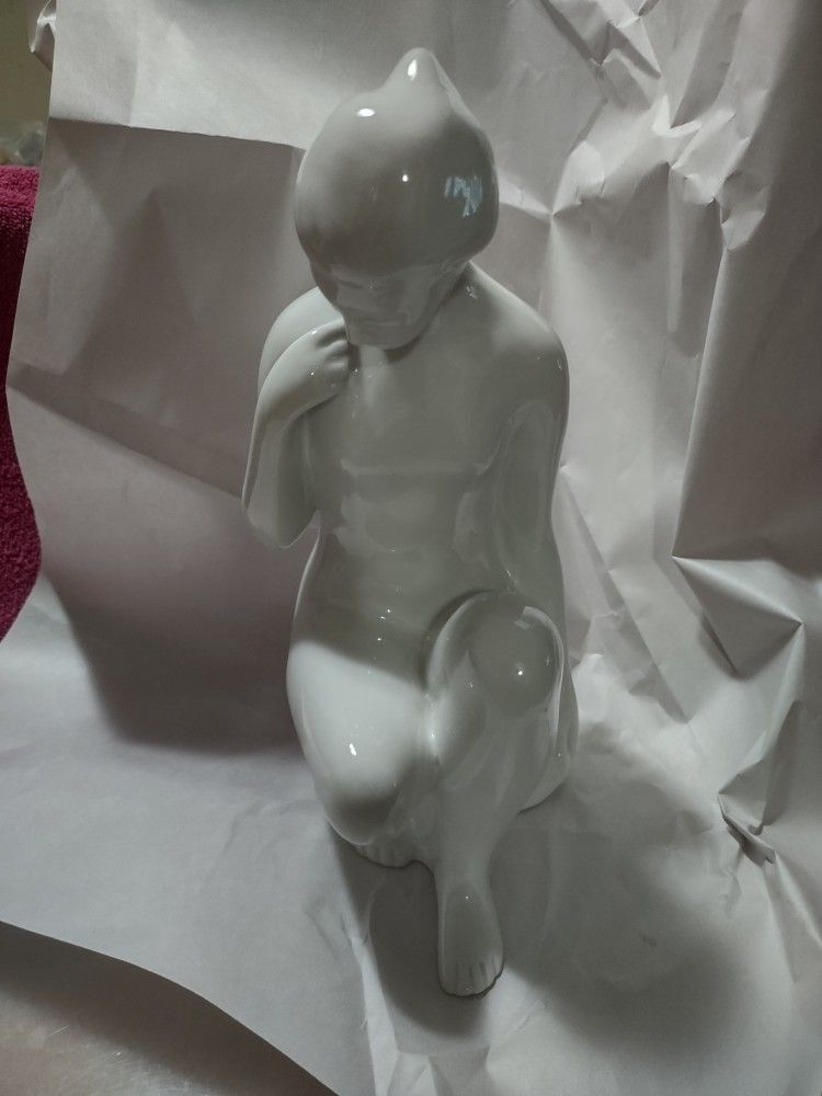 Kneeling Nude Woman Figurine from Royal Dux 1960s