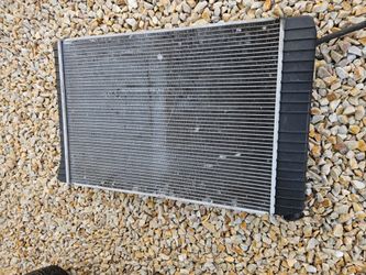 73-87 Chevy C10, K5 Blazer, Suburban 4 Row Radiator