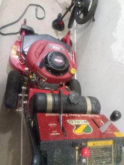Worldlawn Commercial Walk-Behind Mower - 10.5 HP Briggs Intek
