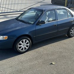 2000 Toyota Corolla 