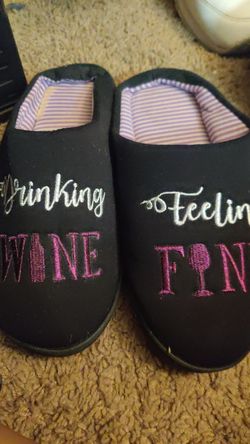 Women slippers