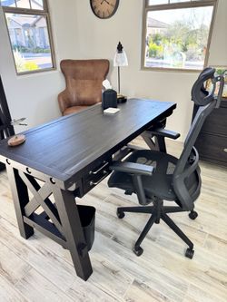 Desk Set