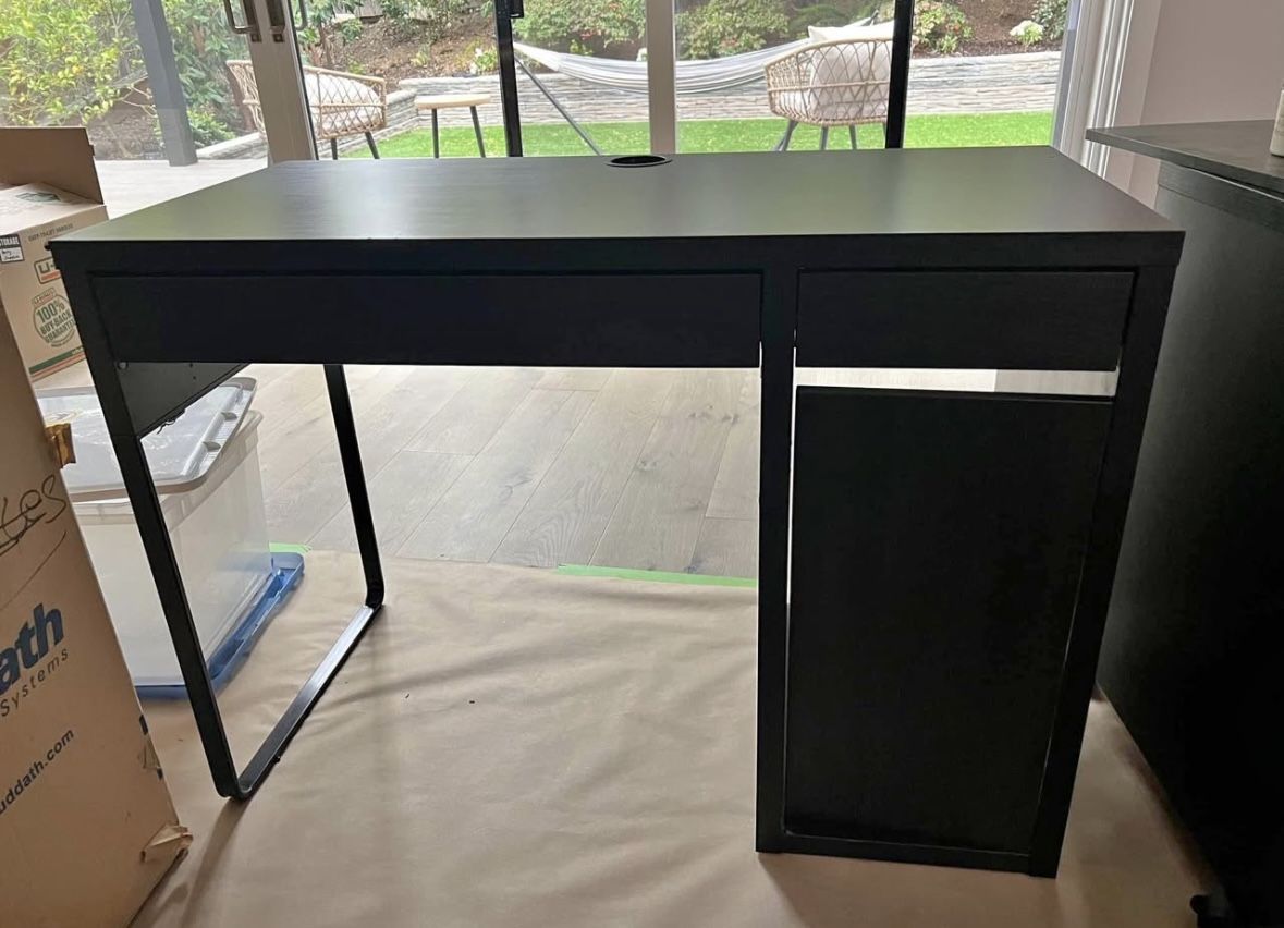 Black desk