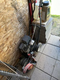 Lawn Edger Cutter Trimmer 3.5 HP $100 OBO Yard Machines