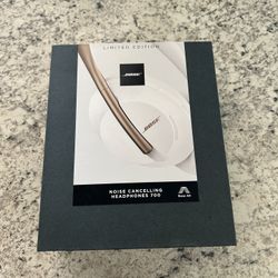 Limited Addition Bose Noice-Cancelling 700 Headphones