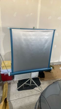 Projector with screen