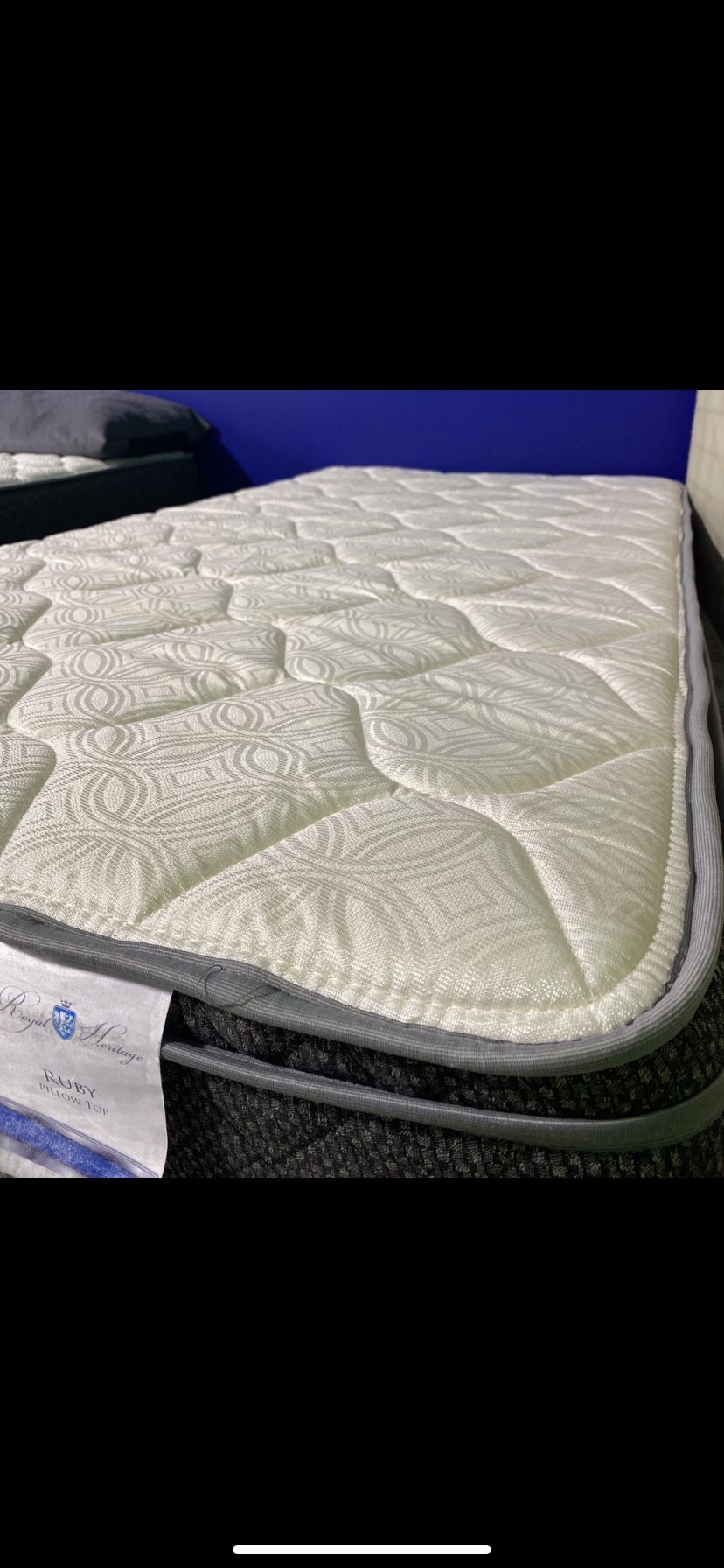 King Pillowtop Mattress !!!