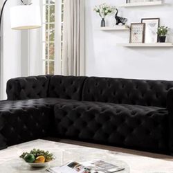ZENAIDE SECTIONAL

