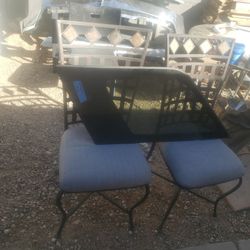 2025 Tahoe  Left Qarter Glass