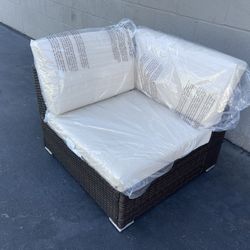 Corner Seat