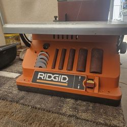 Ridgid 4424-1 Benchtop Spindle Sander