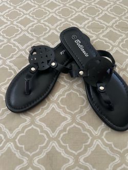 Women’s shoes