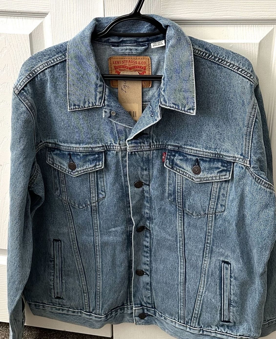 Brand New Levi’s Denim Jacket Large
