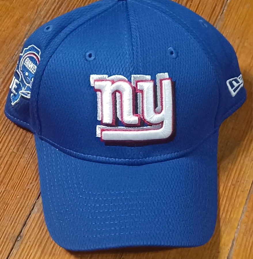 New York Giants Hat Cap Fitted Size Small Medium Head Big Blue New  Dart