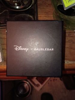Minnie mouse earrings