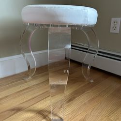 Very high end lucite vanity stool.  Mint!