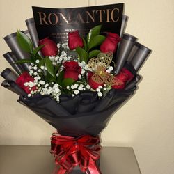 Flores / Flowers/ Bouquet/ Arrangement/ Red Roses 