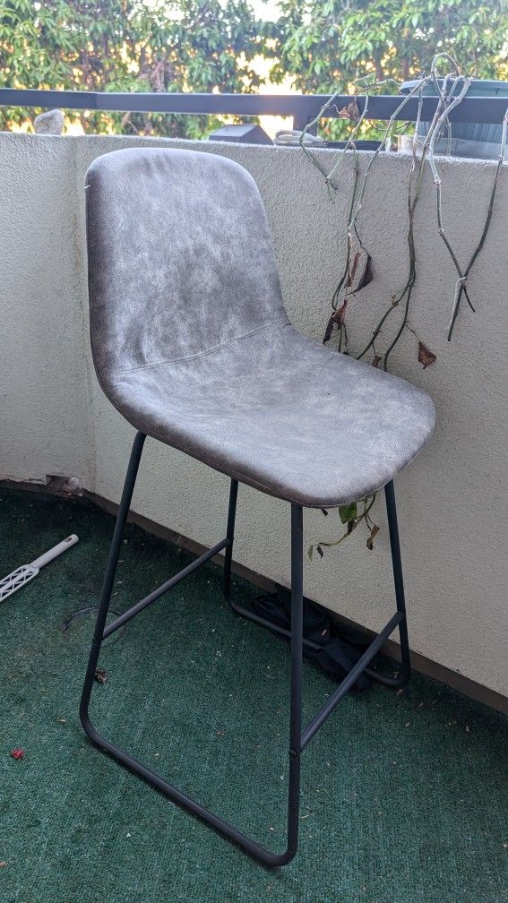 24" Height Bar Stool Chair