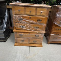 Dresser 5 Drawers