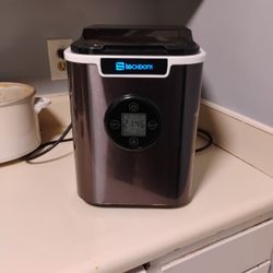 Ice Maker