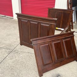 Super Nice Twin Bunk Bed