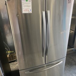 Samsung Stainless Steel 28 Cu. Ft. Large Capacity 3-Door French Door Refrigerator With AutoFill Water Pitcher 