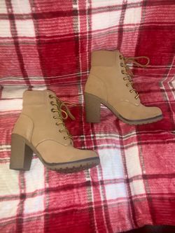 Ladies White Mountain Boots