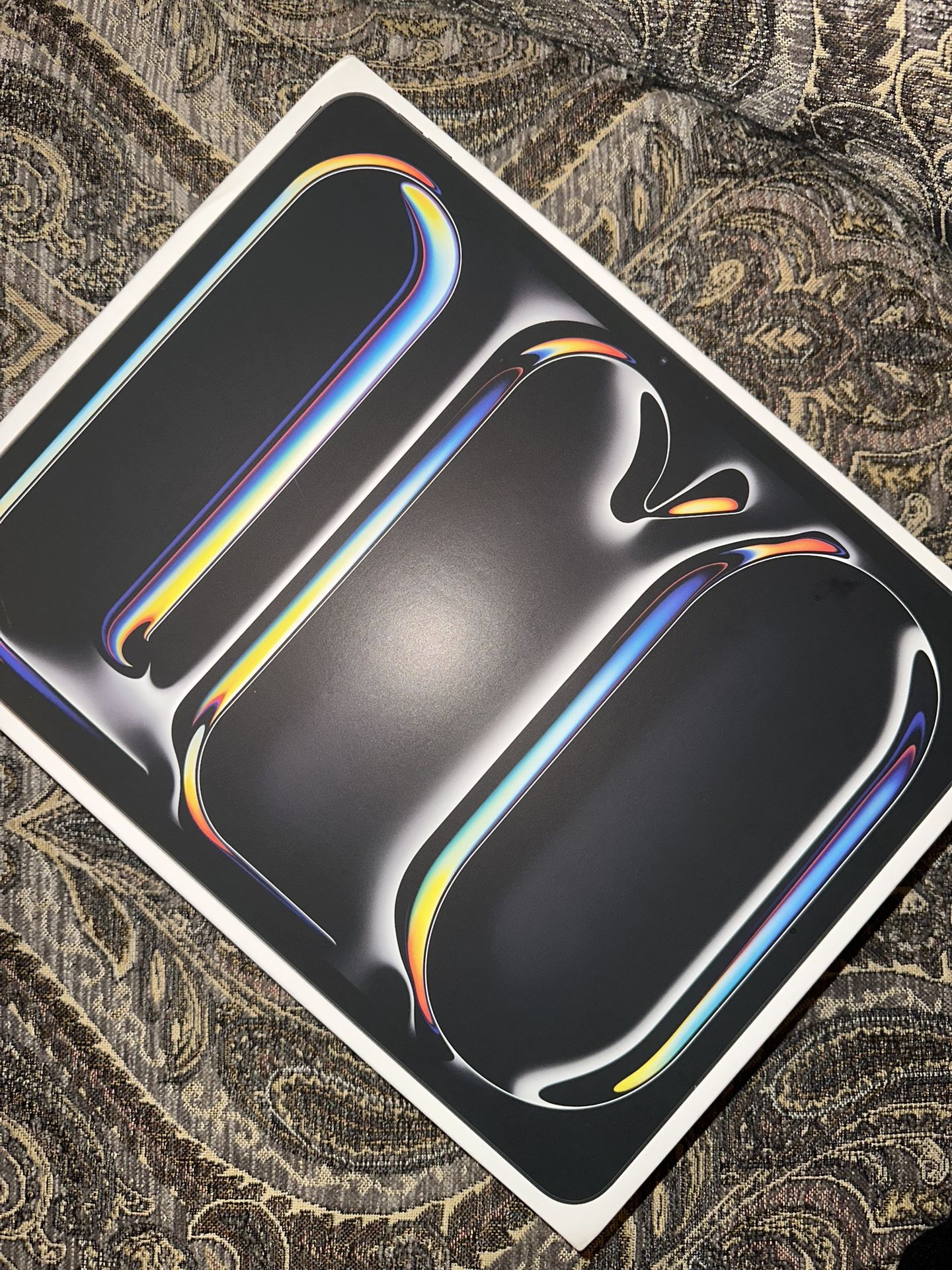 Apple iPad Pro m5 256gb 13” Brand new Sealed I Can Deliver