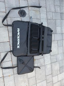 RACEFACE T3 TAILGATE PAD - BLACK HOLDS 2 BIKE